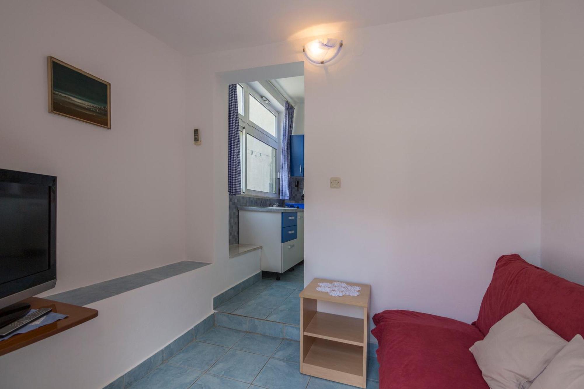 Apartments Lena Komiza Room photo